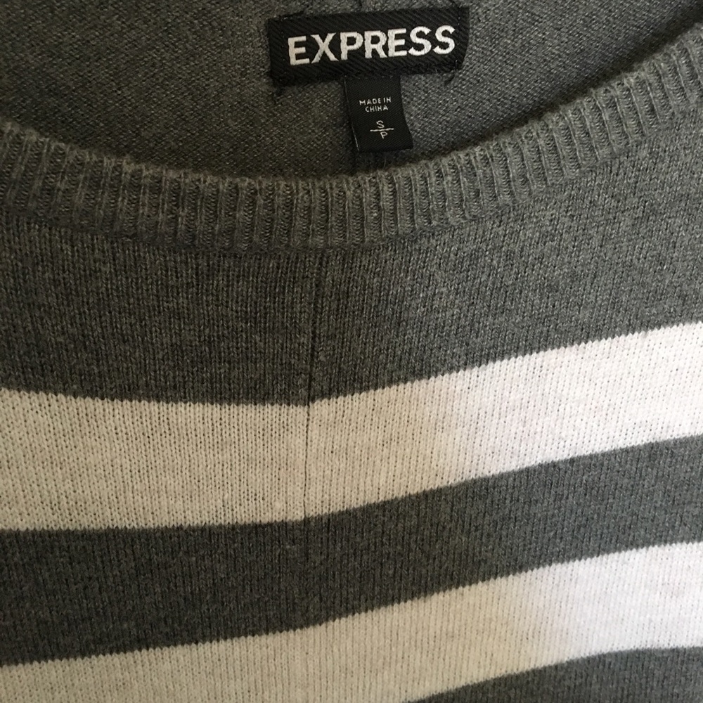 Express stripes sweater